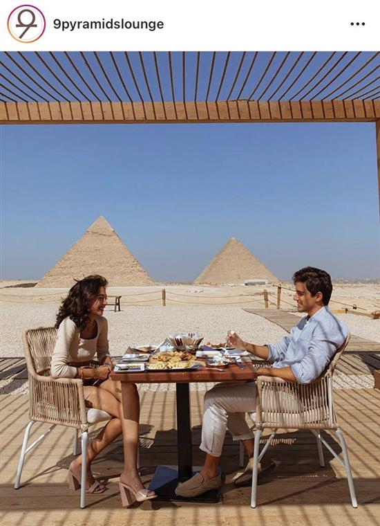 坐拥“世界奇迹”9 Pyramids Lounge 图
